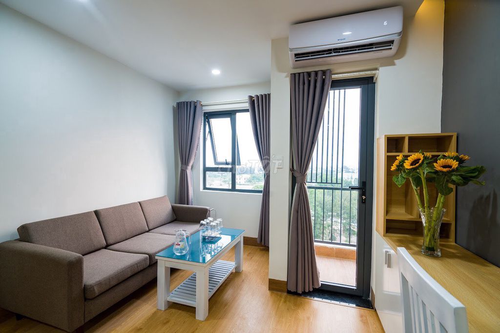 Quiet 1-bedroom apartment with balcony on Võ Nguyên Giáp — photo 5