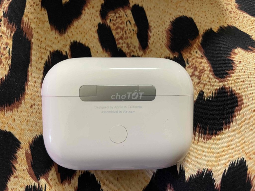 Tai nghe Apple AirPods Pro 2. Mua bán Tivi, Âm thanh tại Quận Tây Hồ Hà Nội được đăng bởi Đoàn Văn Long hình 1