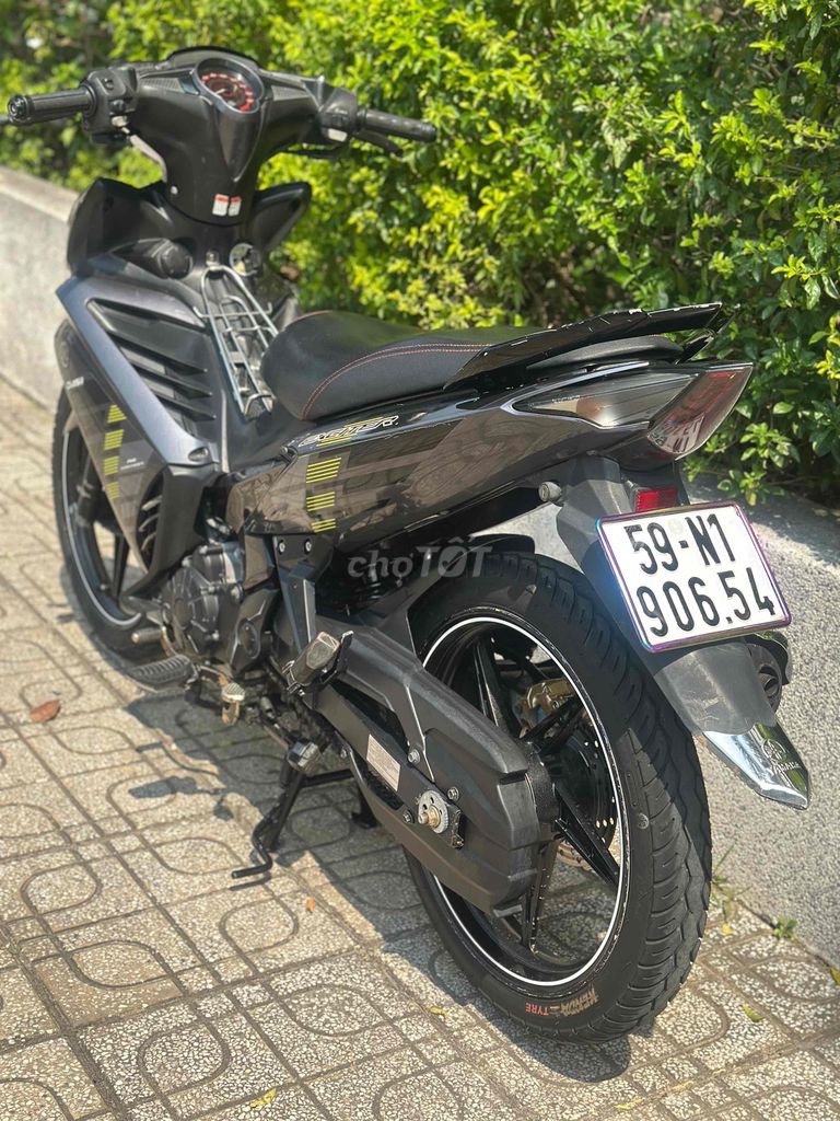 Yamaha Exciter 135 2015 Đen xám zin nguyên BSTP 9c. Mua bán Xe máy tại Thành phố Thủ Đức Tp Hồ Chí Minh được đăng bởi Xe Máy Sơn Thủ Đức hình 4