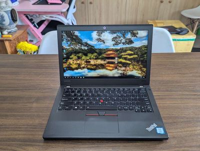 Lenovo ThinkPad X270 i7-7600U/Ram 8GB/Ssd 128GB