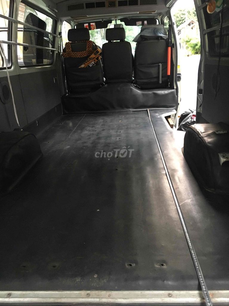 Toyota Hiace 2005 Commuter 2.5 - 100000 km. Mua bán Ô tô tại Quận 7 Tp Hồ Chí Minh được đăng bởi Tâmphạm hình 7