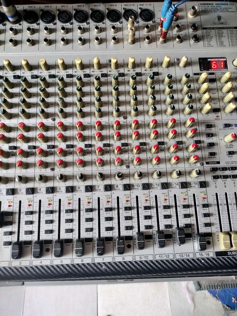 cần bán Mic Xen BEHRINER UB2242FX-PRO Bạc. Mua bán Nhạc cụ tại Quận Bình Thạnh Tp Hồ Chí Minh được đăng bởi Tran Phuc Tan Phuc hình 1