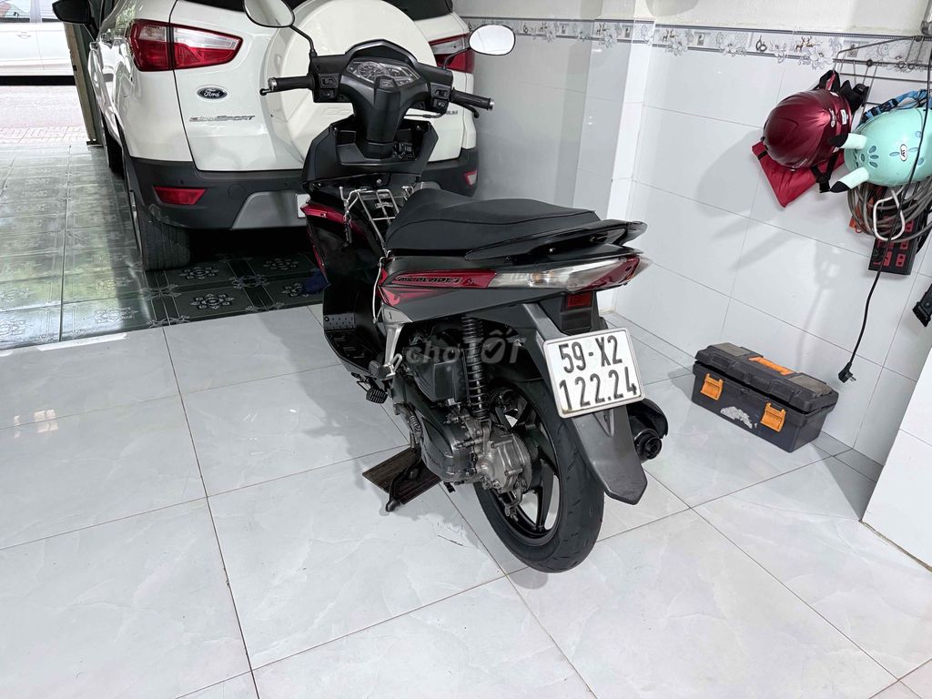 Honda Air Blade Thai Lan Fi 2011 с документами Хошимина, в отличном состоянии