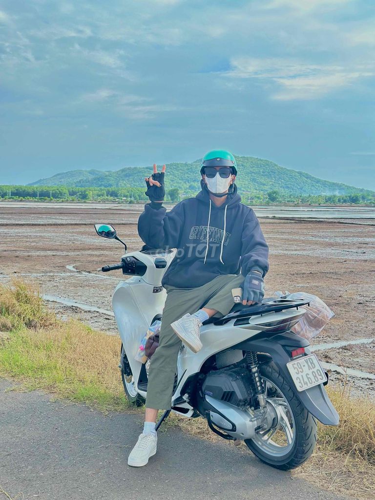 Xe sh đời 2022 mới keng. Mua bán Xe máy tại Huyện Phú Giáo Bình Dương được đăng bởi Hoàng Anh hình 1