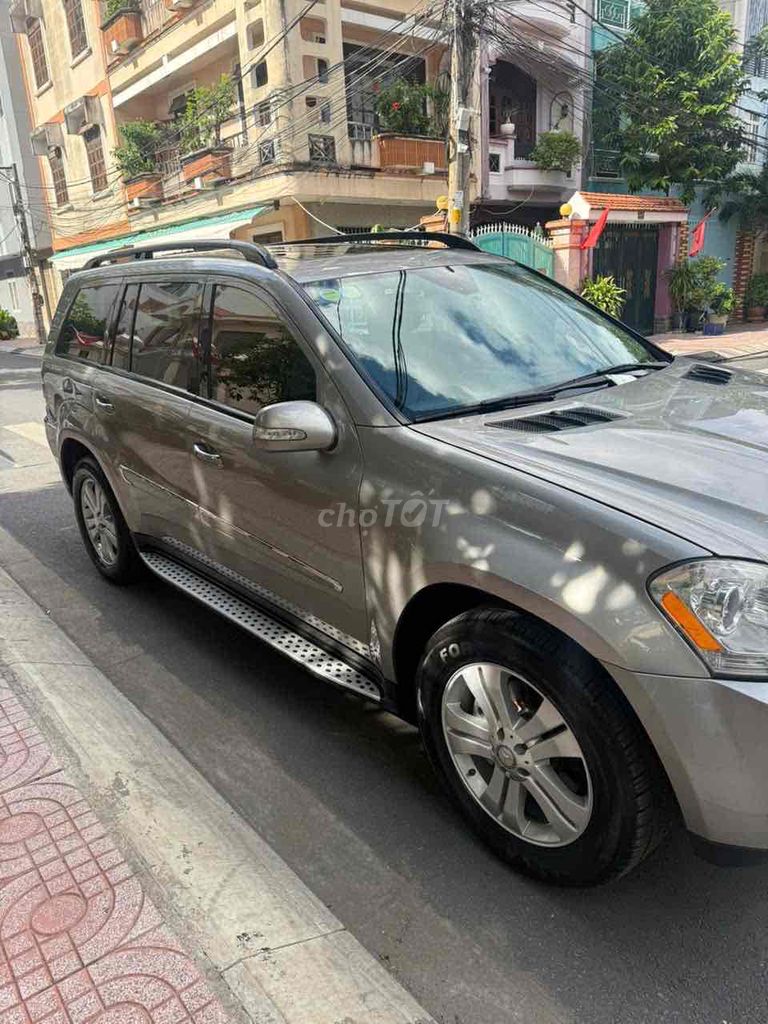 Mercedes Benz GL 450 đời cuối 2007. Mua bán Ô tô tại Huyện Bình Chánh Tp Hồ Chí Minh được đăng bởi Như Đạo hình 3