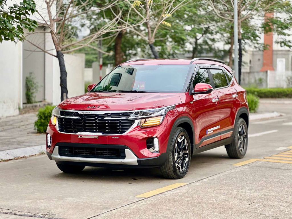 Kia Seltos 2025 1.5AT Luxury 4000km. Mua bán Ô tô tại Quận Cầu Giấy Hà Nội được đăng bởi Huy Nam hình 2
