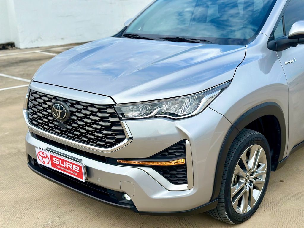 Toyota Innova Cross 2023 HEV - 34200 km. Mua bán Ô tô tại Huyện Châu Thành Bến Tre được đăng bởi Toyota Sure Bến Tre Xe Đã Qua Sử Dụng Chính Hãng hình 4