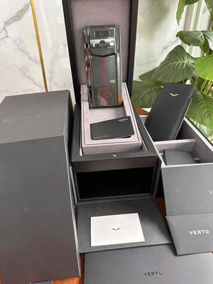 Vertu Meta 2 Cacbon Tuxedo Sọc đỏ Fullbox. Mua bán Điện thoại tại Thành phố Thủ Đức Tp Hồ Chí Minh được đăng bởi Bùi Đức Hùng
