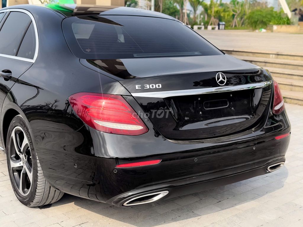Mercedes Benz E Class 2019 E200 Sport - 60000 km. Mua bán Ô tô tại Quận Long Biên Hà Nội được đăng bởi Đỗ Nhật Tiến  hình 7