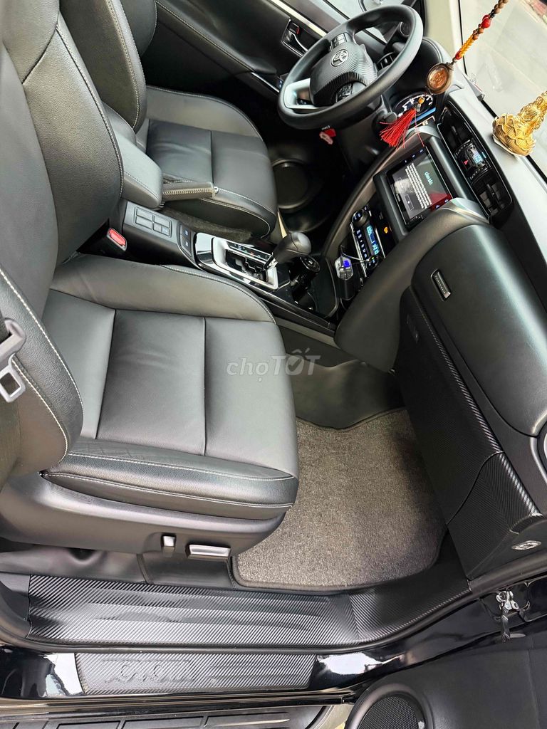 Toyota Fortuner 2025 2.4L 4x2 AT - 21000 km. Mua bán Ô tô tại Huyện Đức Trọng Lâm Đồng được đăng bởi SALON ÔTÔ HOÀ THẮNG  hình 9