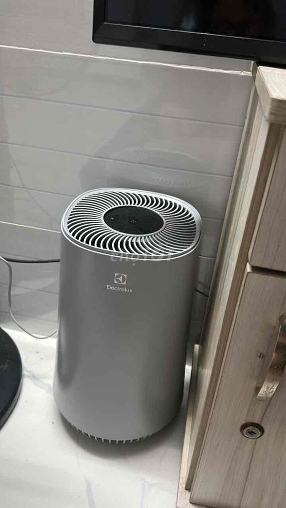 Máy lọc không khí Electrolux Xám Mới. Mua bán Nội thất, đồ gia dụng khác tại Quận Tân Bình Tp Hồ Chí Minh được đăng bởi Linh Đan hình 1