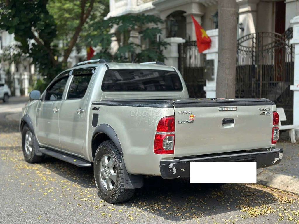 Toyota Hilux 2. 4x2 2012 Bạc 200000 km. Mua bán Ô tô tại Quận Gò Vấp Tp Hồ Chí Minh được đăng bởi PHẠM VIỆT hình 7