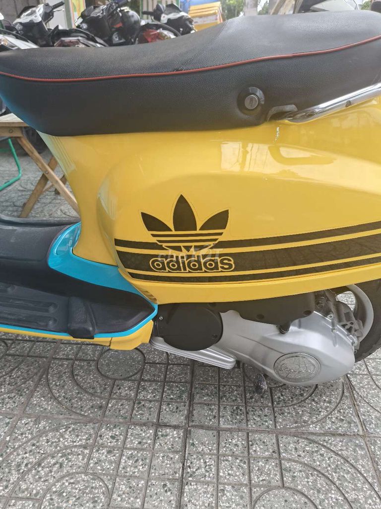 Xe vespa Piaggio nhật full zin xe mới vỏ mới cáo. Mua bán Xe máy tại Thành phố Mỹ Tho Tiền Giang được đăng bởi tran minh hai hình 6