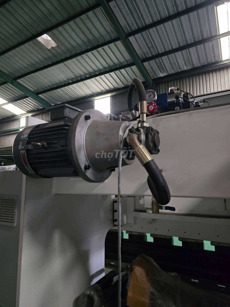 Máy chấn Jiangsu Baichao TP10S 40T1600 Mới 100%. Mua bán Đồ chuyên dụng, Giống nuôi trồng tại Quận Bình Tân Tp Hồ Chí Minh được đăng bởi Hào Chengxing hình 1