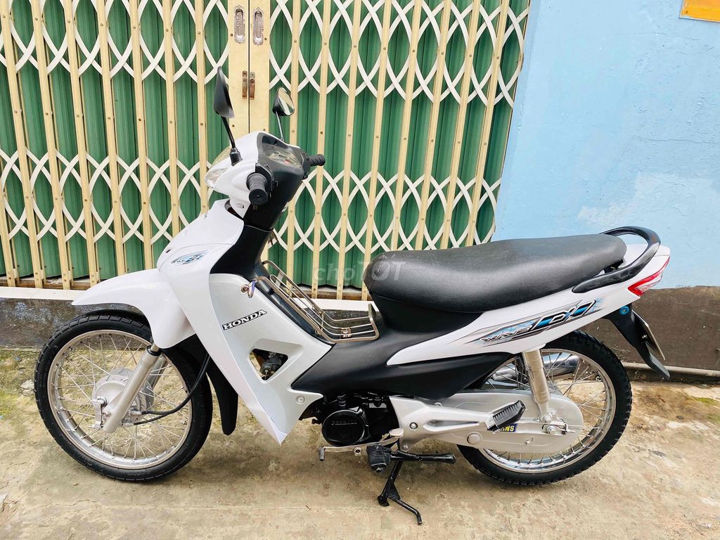 Bán xe wave 50cc màu Trắng còn mới. Mua bán Xe máy tại Quận Tân Phú Tp Hồ Chí Minh được đăng bởi Hồ Bích Thuỷ hình 1