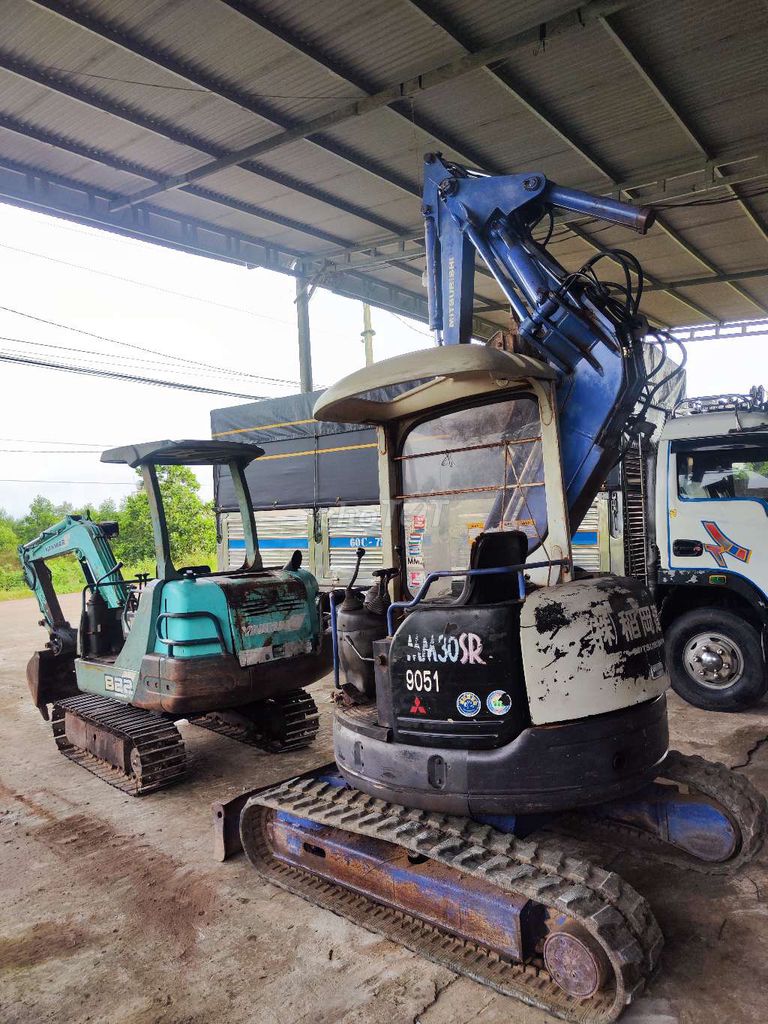 Máy xúc mini Nhật Bản giá 85 triệu đồng. Mua bán Phương tiện khác tại Thành phố Biên Hòa Đồng Nai được đăng bởi Lộc Nguyển hình 1