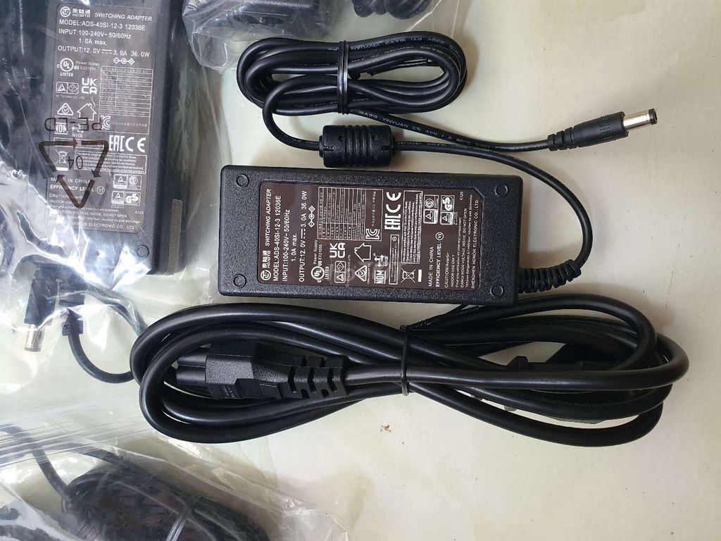 Nguồn 12V 3A new. Mua bán Phụ kiện (Màn hình, Chuột...) tại Quận 3 Tp Hồ Chí Minh được đăng bởi Vinh hình 1