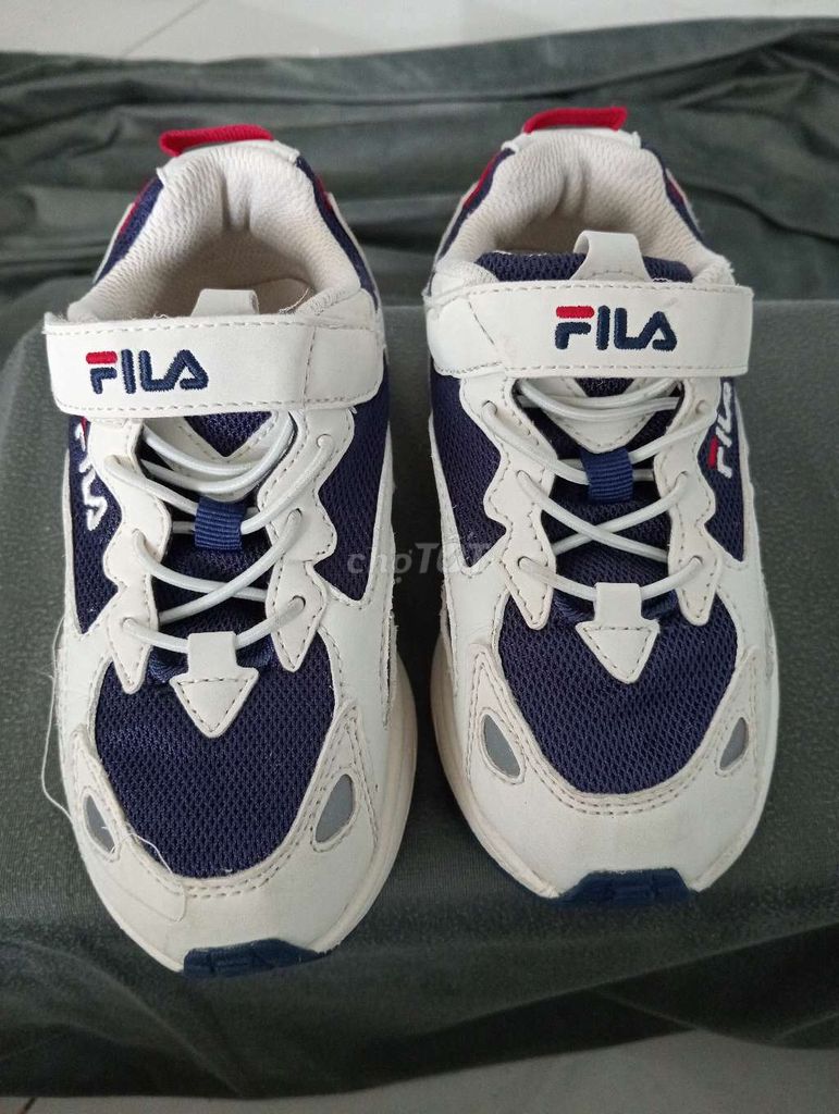 Giày thể thao FILA Trắng Xanh Navy 18cm Mới 96%. Mua bán Mẹ và bé tại Huyện Củ Chi Tp Hồ Chí Minh được đăng bởi Hằng Phạm hình 1