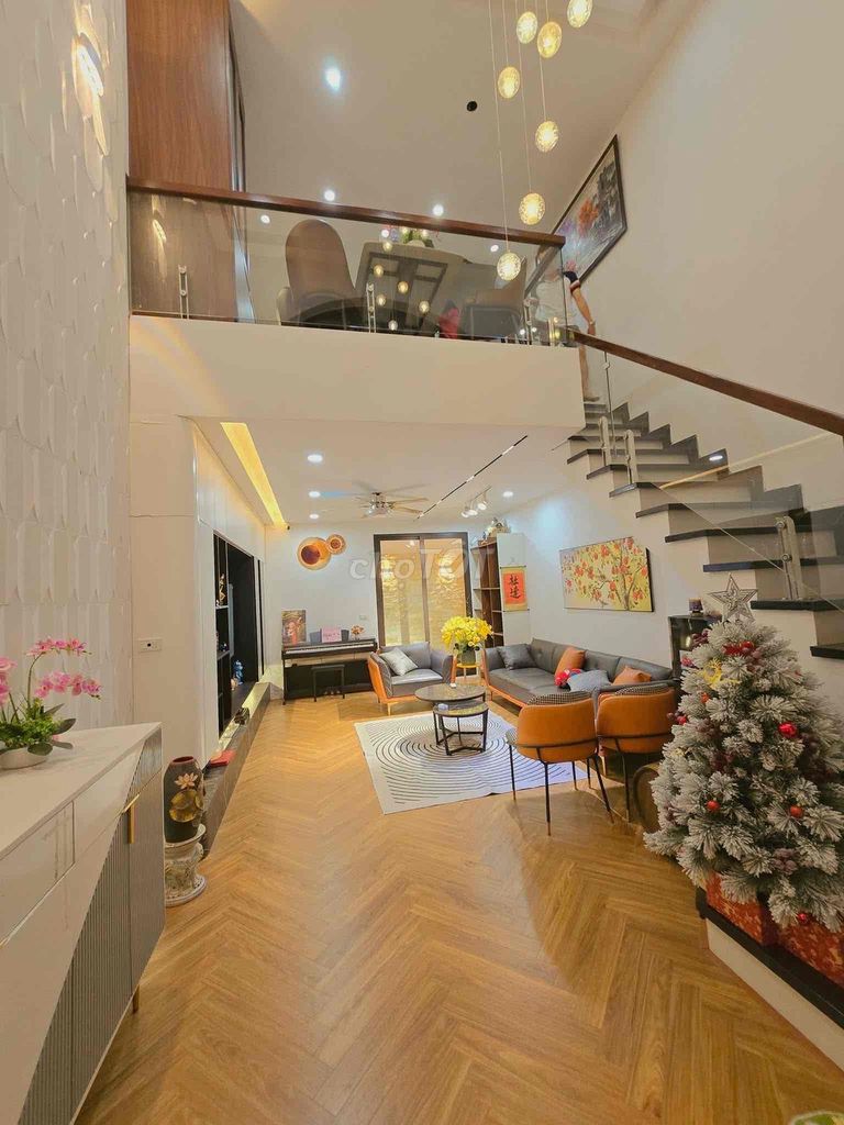 Giảm sâu phố Minh Khai, Thang Máy, ngõ nông thông KD, 45m*5T*8,3Tỷ