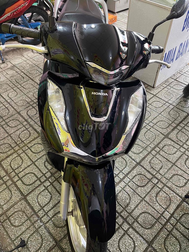 Thanh Lý Sh125i cbs 2024. Mua bán Xe máy tại Thị xã Tân Uyên Bình Dương được đăng bởi Cầm Đồ Đại Phước hình 2
