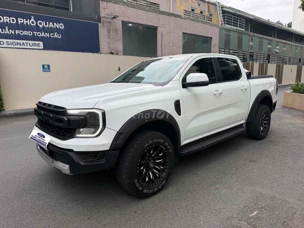 Ford Ranger XLS AT 4x2 2023 body Raptor còn đồ zin