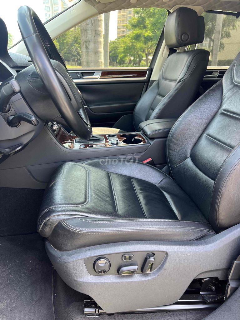 Volkswagen Touareg 2016 GP 3.6 AT -85000 km 1 Chủ. Mua bán Ô tô tại Thành phố Thủ Đức Tp Hồ Chí Minh được đăng bởi Tân hình 10