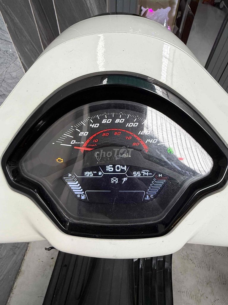 Piaggio Vespa GTS Super 150i 2024 Белый 5500 км