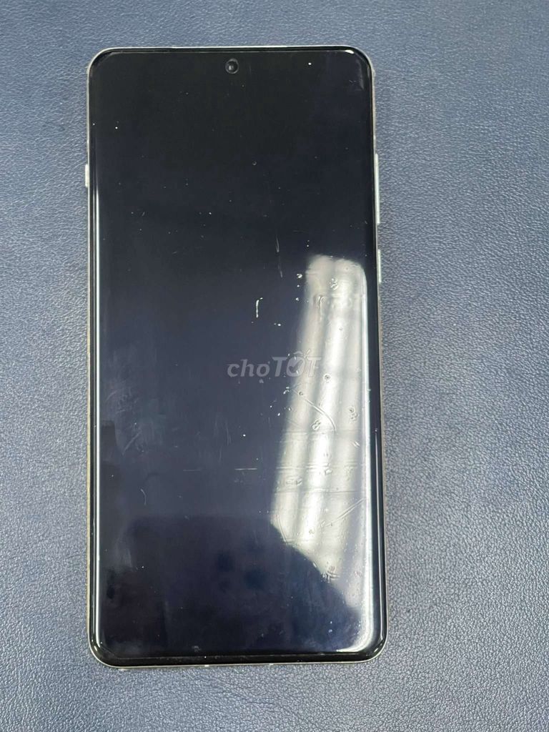 OnePlus 13 12GB/256GB Trắng 99%. Mua bán Điện thoại tại Huyện Bình Xuyên Vĩnh Phúc được đăng bởi Quang Trần hình 1
