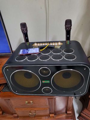 nhà thanh lý  bộ loa karaoke cực hay. Mua bán Tivi, Âm thanh tại Thành phố Bắc Giang Bắc Giang được đăng bởi Chung Phan