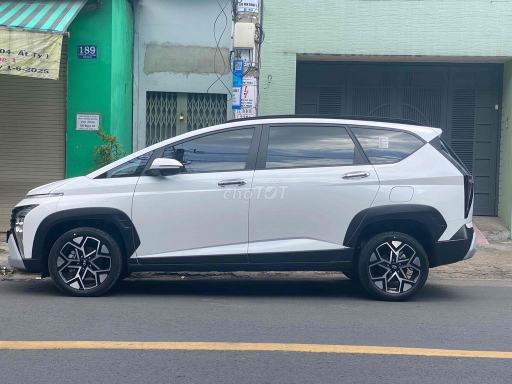 CHO THUÊ XE 5 CHỖ 7 CHỖ INOVA SỐ TỰ ĐỘNG GIÁ 800K. Dịch vụ tại Quận Tân Phú Tp Hồ Chí Minh được đăng bởi chí hình 1