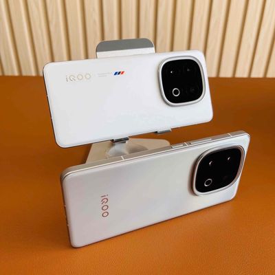 Iqoo 13 5G Fullbox - 12/256GB - Pin 100% & 99%. Mua bán Điện thoại tại Quận Ninh Kiều Cần Thơ được đăng bởi Hmphone
