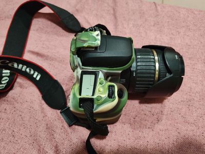 Canon 77d Lens Tamron 17-50. Mua bán Máy ảnh, Máy quay tại Huyện Lộc Ninh Bình Phước được đăng bởi Phước