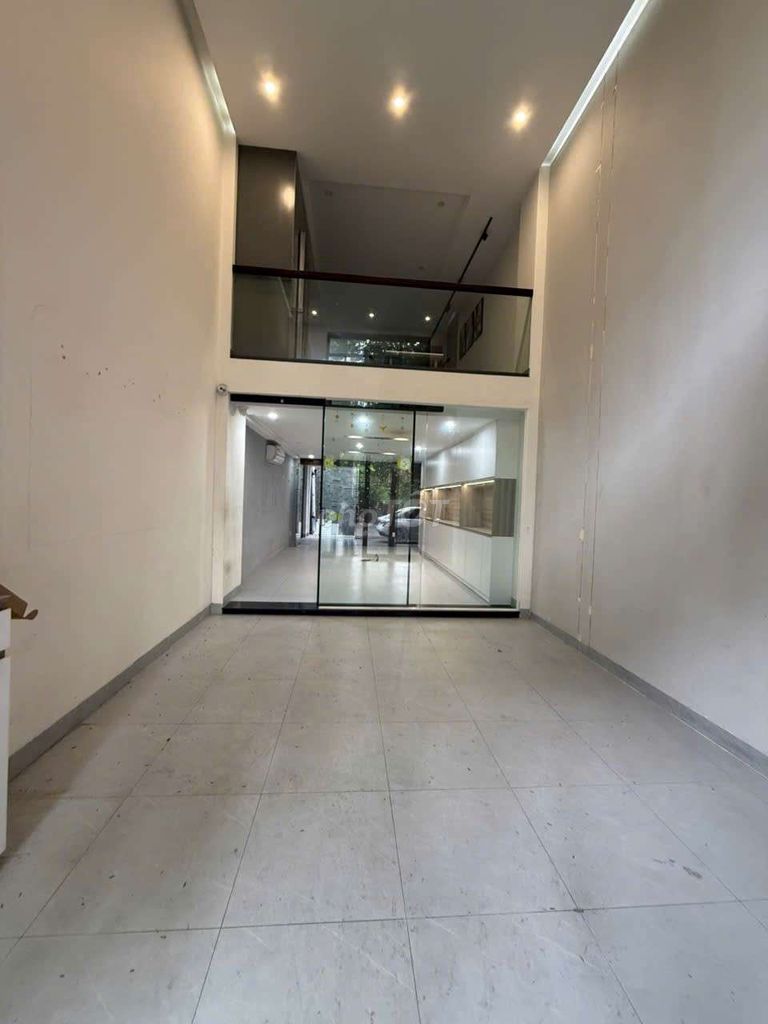 Rent · 3 bd · 72 м² · Quận 12, ул. Đường Vườn Lài