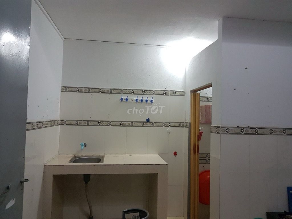 Bán dãy trọ 200m2, 1 Nhà C4 + 10 phòng + 1Kiot, Giảm giá chỉ còn 8.5ty