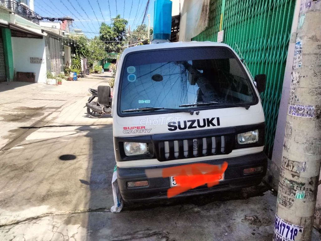 Suzuki van 2016