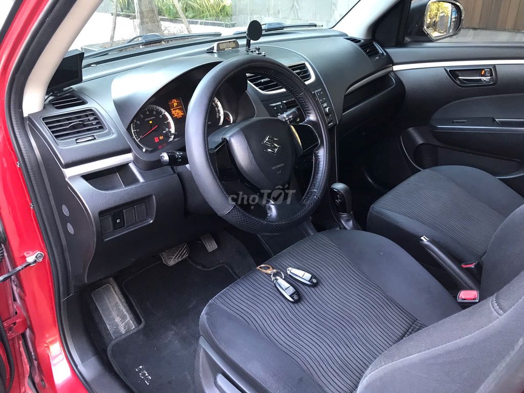 Suzuki Swift 2014: 1.4 AT Chính Chủ. Mua bán Ô tô tại Quận Hải An Hải Phòng được đăng bởi Đức Vinh hình 4