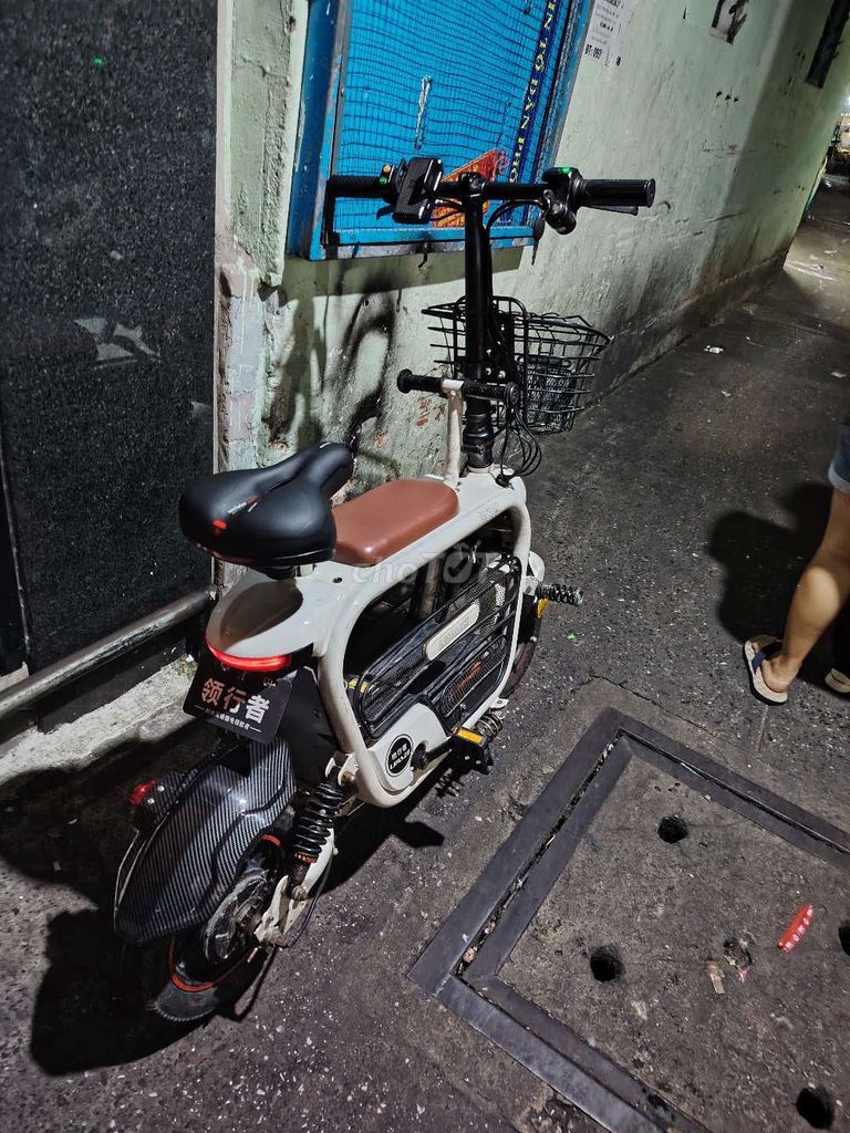 Xe đạp điện Mini Nhật Bản Trắng. Mua bán Xe điện tại Quận 4 Tp Hồ Chí Minh được đăng bởi A út  hình 3