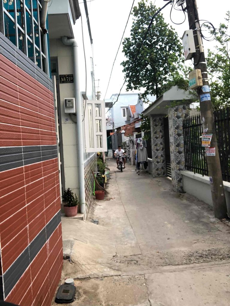 Cần bán gấp nhà Phong Phú-Binh Chánh