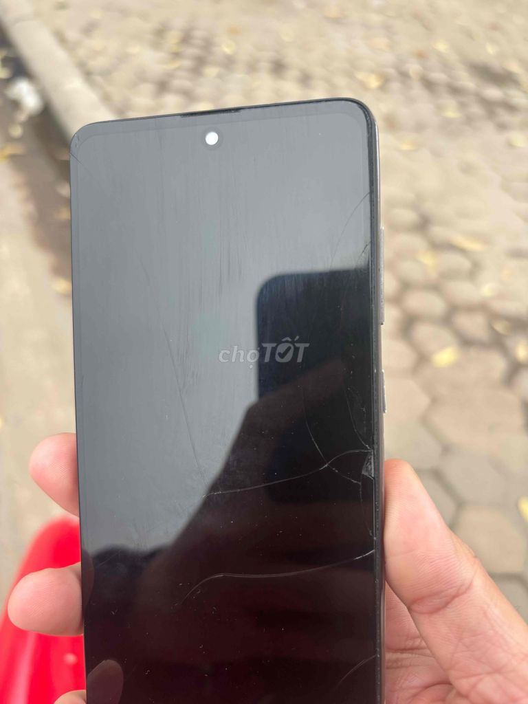 Samsung Điện thoại Trắng máy nát vỡ màn. Mua bán Điện thoại tại Quận Hà Đông Hà Nội được đăng bởi Quang Anh hình 1