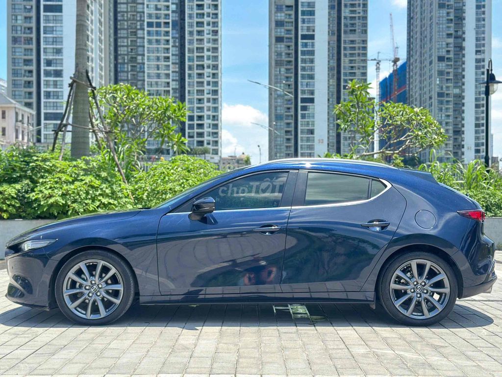 Mazda 3 2022 1.5L Sport Premium - 65000 km. Mua bán Ô tô tại Quận Bắc Từ Liêm Hà Nội được đăng bởi Dương Hoàng hình 2