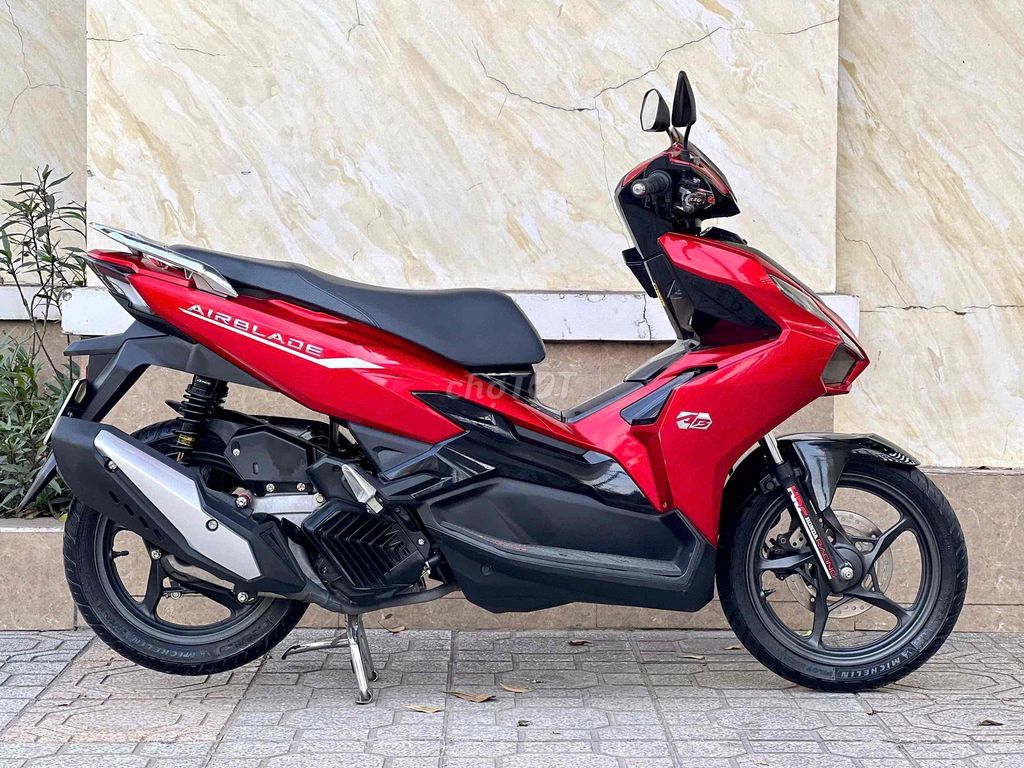 honda AB 125 4val máy móc nguyên zin 9chủ. Mua bán Xe máy tại Quận 12 Tp Hồ Chí Minh được đăng bởi CHXM Phương Nam Chuyên Bán Xe Trả Góp Bao Nợ Xấu hình 4
