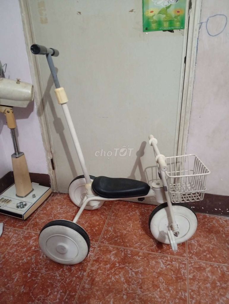 Xe ba bánh trẻ em đi dạo. Mua bán Mẹ và bé tại Quận 12 Tp Hồ Chí Minh được đăng bởi Còntavớinồngnàn hình 1