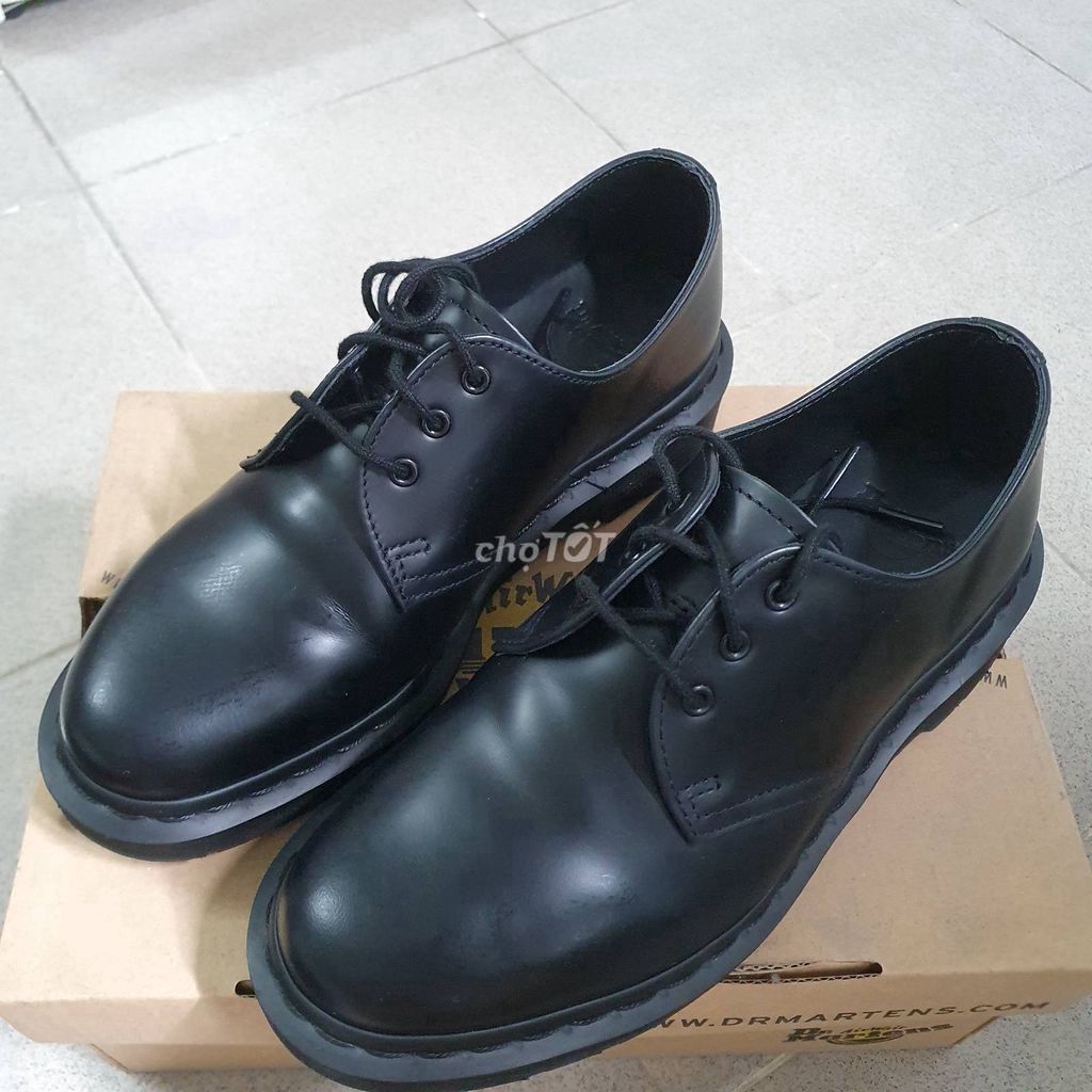 Giày Dr. Martens Mono Black 1461 size 38 full box. Mua bán Giày dép tại Quận 10 Tp Hồ Chí Minh được đăng bởi Cozy hình 1