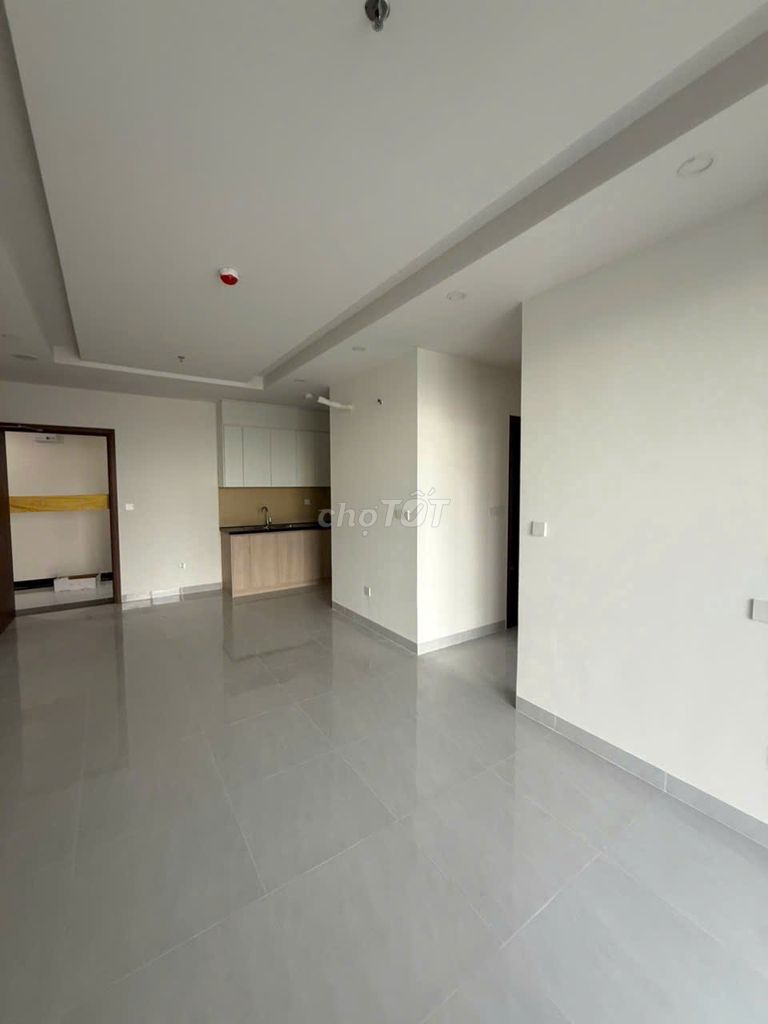 🚨 Cho Thuê Căn 3PN 2WC A&T Sky Garden - Chỉ 8TR, Sẵn Rèm & Giàn Phơi