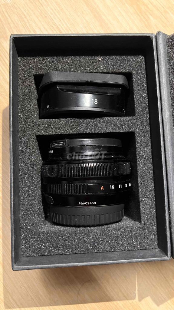 Ống kính Fujifilm XF 18mm F2 R cũ kèm Filter. Mua bán Máy ảnh, Máy quay tại Quận Long Biên Hà Nội được đăng bởi Duong Pham hình 1
