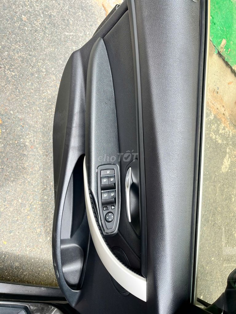 BMW 320i 2016 XE GIA ĐÌNH 1 CHỦ TỪ ĐẦU MUA MỚI ĐẸP. Mua bán Ô tô tại Thành phố Thủ Đức Tp Hồ Chí Minh được đăng bởi Hiếu hình 17