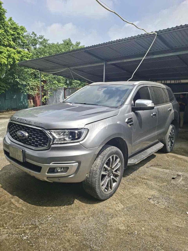 Ford Everest 2021 Titanium 2.0L 4x2 AT - 81361 km. Mua bán Ô tô tại Thành phố Hạ Long Quảng Ninh được đăng bởi Chuyên phát mại tài sản Ngân hàng hình 2
