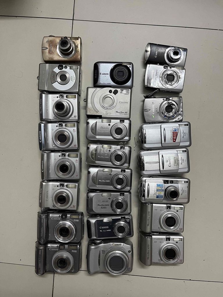 Máy ảnh Canon Cũ hỏng lỗi. Mua bán Máy ảnh, Máy quay tại Quận Long Biên Hà Nội được đăng bởi Nguyễn Tùng Lâm hình 1