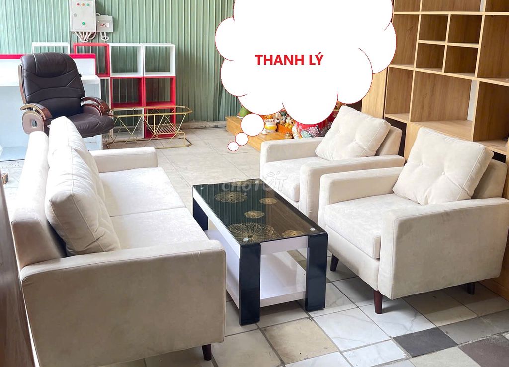 Bộ Ghế sofa nệm bọc vải màu kem chân gỗ thanh lý