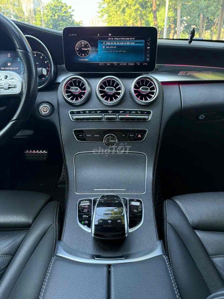 Mercedes Benz C Class 2020 C300 AMG - 56000 km-Vip. Mua bán Ô tô tại Quận Cầu Giấy Hà Nội được đăng bởi TRUNG HIẾU AUTO hình 10